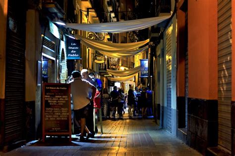 locales gay zaragoza|Guía Gay de Zaragoza